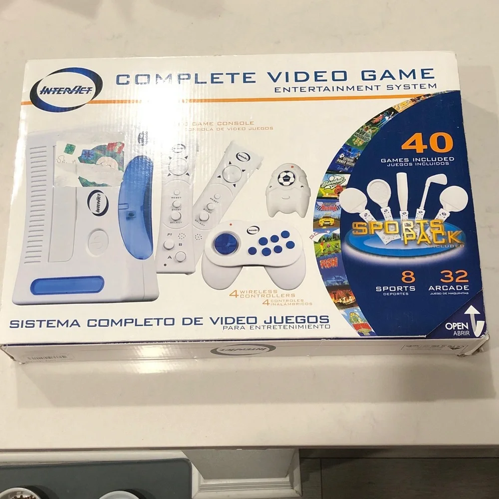 Video Game Console - 8 sports games and 32 Arcade style games